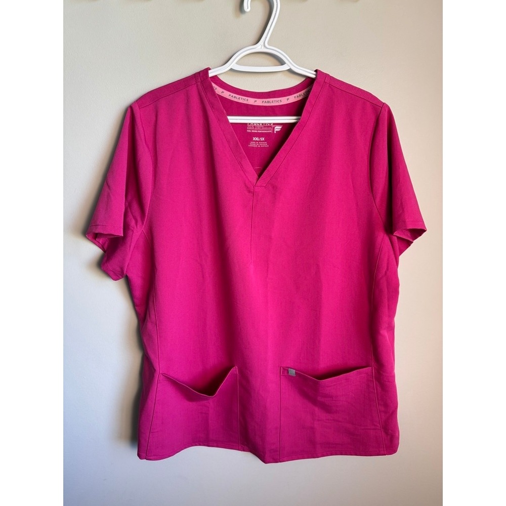 Fabletics Womens XXL/1X Fuschia Scrub Top V-Neck Medical Nurse Workwear